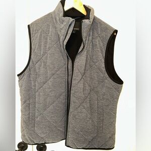 Banana Republic quilted vest size LARGE